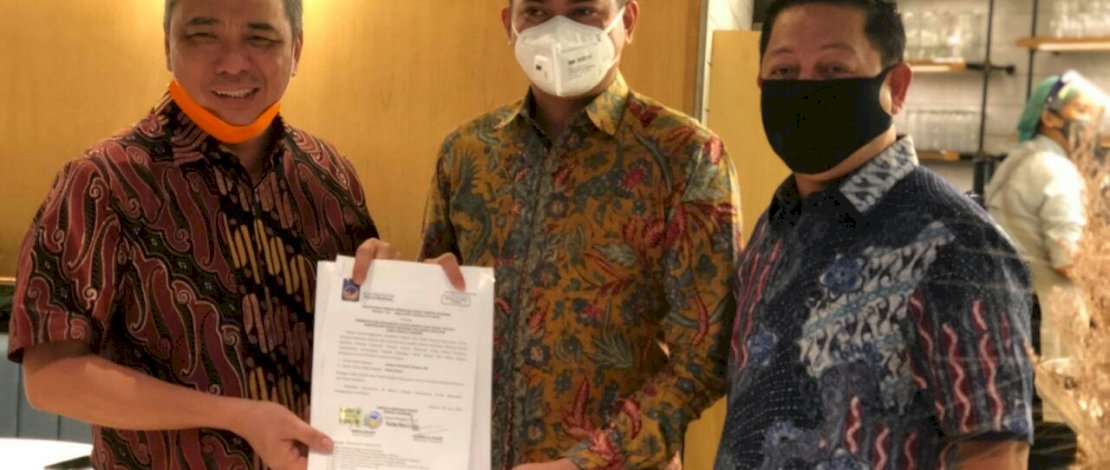 Partai Nasdem, resmi memberikan rekomendasi B1 KWK ke Adnan Purichta Ichsan sebagai dukungan partai itu ke Adnan untuk Pilkada Gowa.