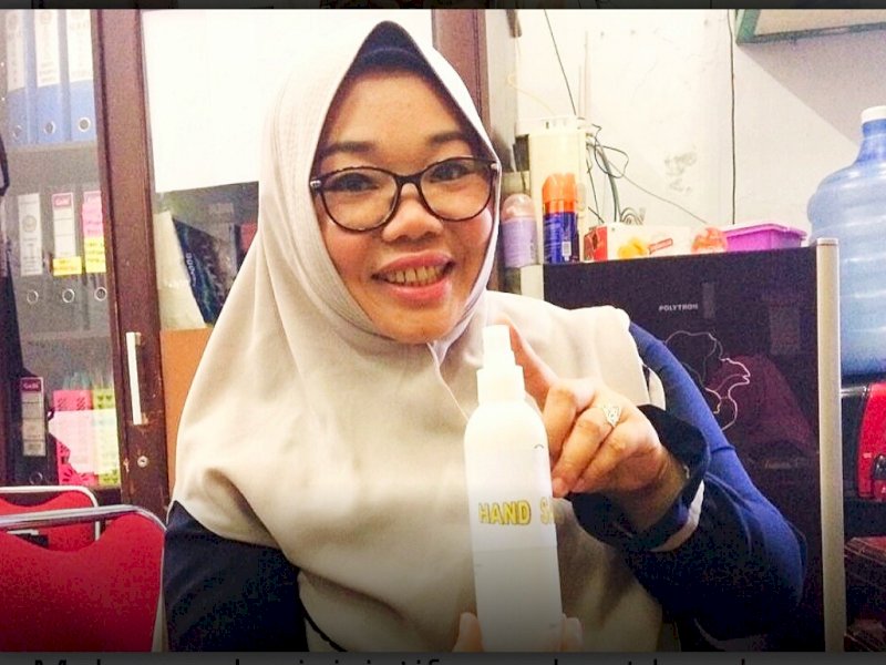 Farmasi UIT Makassar Bikin Hand Sanitizer Gunakan Bahan Alami