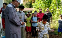 Bupati Takalar Letakkan Batu Pertama Renovasi Pembangunan Masjid