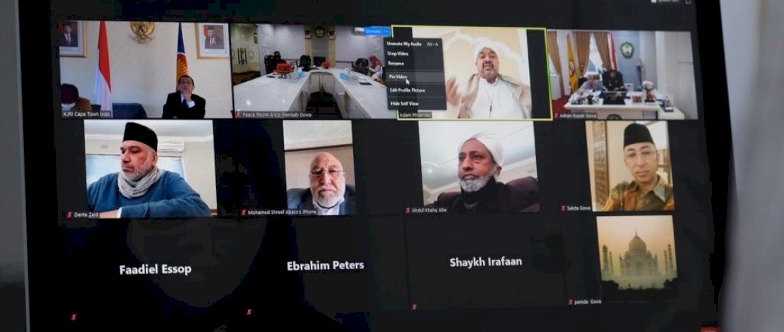 Suasana video conference pembangunan replika Balla Lompoa di Afsel.