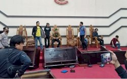 13 Mahasiswa Jadi Tersangka Pengrusakan Ruang Paripurna Kantor DPRD Kota Makassar