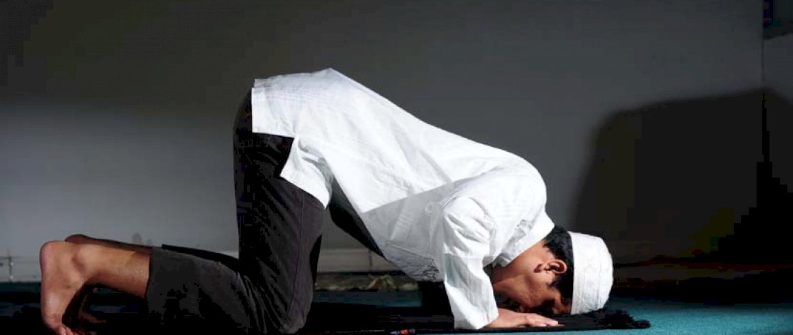 Begini Tata Cara dan Niat Salat Tarawih di Rumah