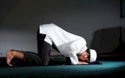 Begini Tata Cara dan Niat Salat Tarawih di Rumah