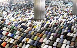 PBNU: Salat Tarawih dan Idulfitri Dilaksanakan di Rumah Masing-masing