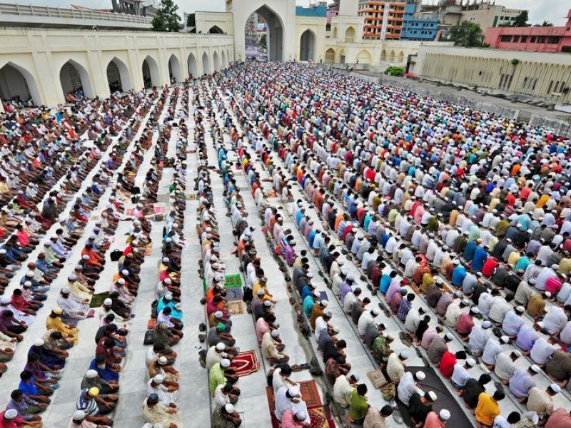 Pertama Kali dalam Sejarah Islam, Begini Kisah Rasulullah Merayakan Idul Fitri 