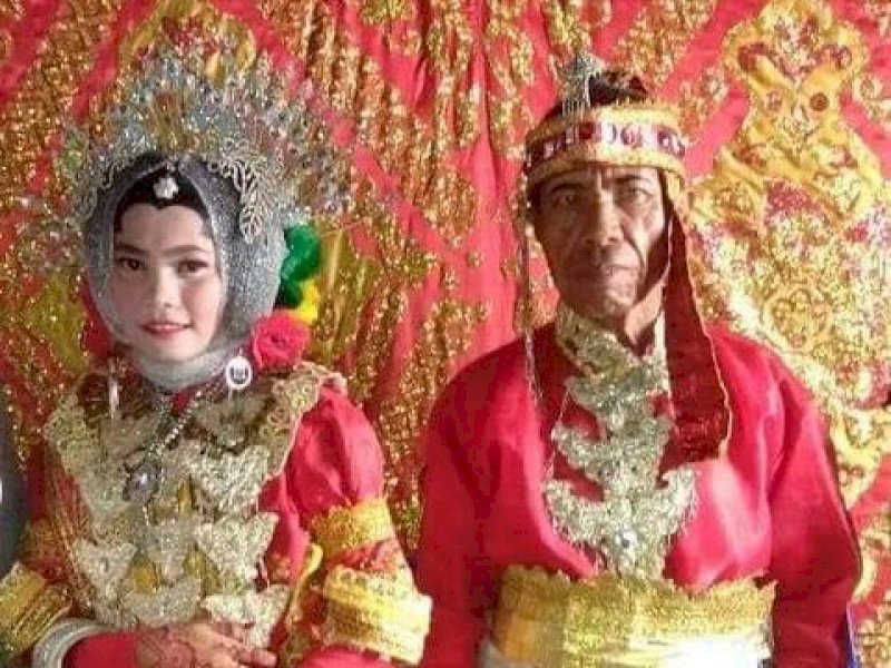 Begini Kisah Cinta Duda 60 Tahun yang Persunting Gadis 21 Tahun