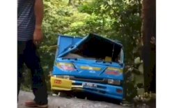 Mobil Truk Alami Kecelakaan di Maros, Begini Kondisi Sang Sopir 