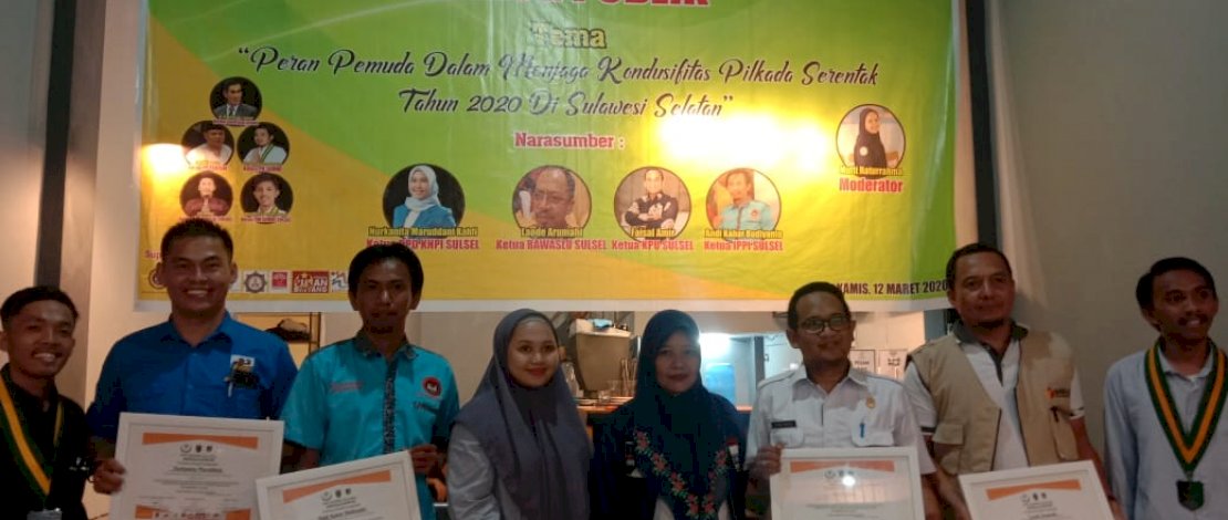 Kamis, 12 Maret 2020. Serikat Mahasiswa Muslim Indonesia (SEMMI) Sulawesi Selatan, menggelar dialog publik, di Wakrop Gaya. Tempatnya di Jl. Tun Abdul Razak Hertasning.