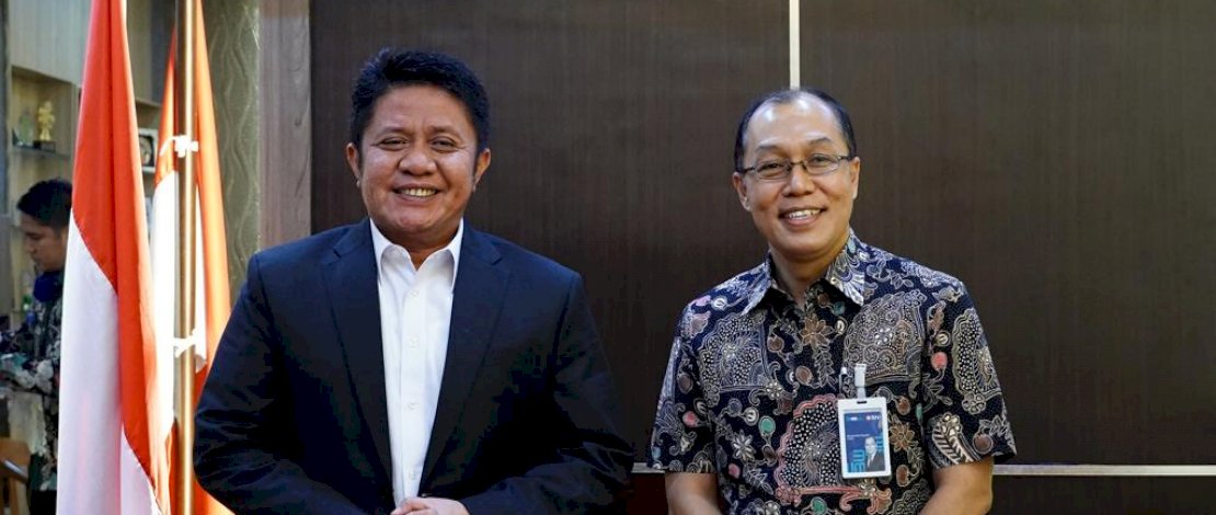 Gubernur Sumsel, H Herman Deru menerima Head Region BNI Palembang, Sunarna Eka Nugraha.