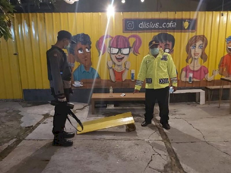 Tolong Pria yang Hendak Bunuh Diri, Polisi Terjatuh dan Patah Tangan