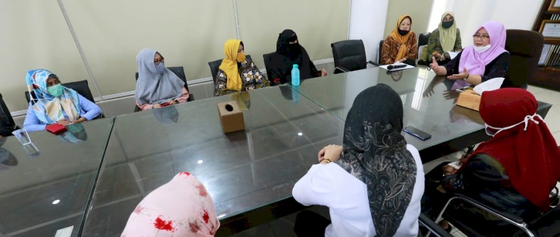 Rapat TP PKK Kota Makassar.