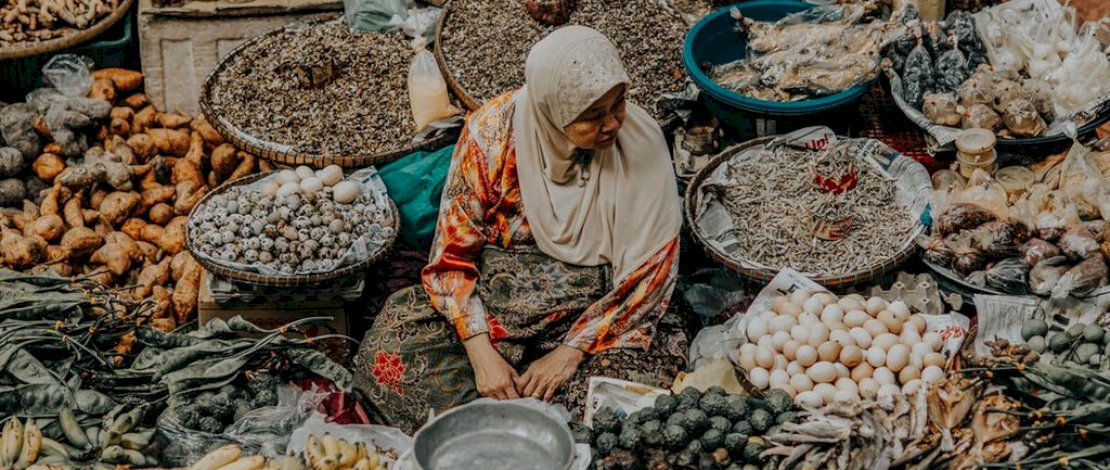 PPKM Diperpanjang, Jokowi Janji Beri Keringanan Khusus Sektor Usaha Kecil PPKM Diperpanjang, Jokowi Janji Beri Keringanan Khusus Sektor Usaha Kecil