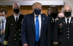 Ini Alasan Trump Memakai Masker untuk Pertama Kalinya