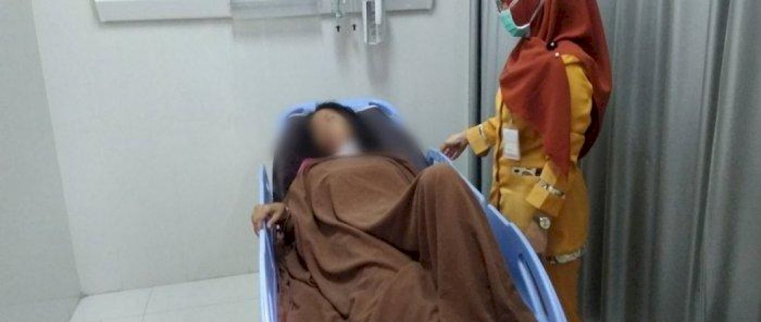 Tak Pulang Seharian, Suami Tikam Istri di Depan Mertua