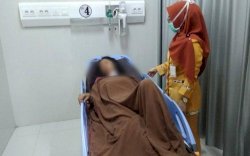 Tak Pulang Seharian, Suami Tikam Istri di Depan Mertua