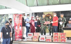 PDIP Sulsel Salurkan Bantuan ke Rumah Sakit Haji dan Tim Gugus