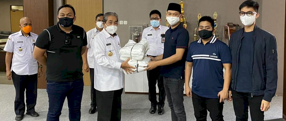 Bupati Sidrap Serta Pinrang Terima Sumbangan APD Dan Ribuan Masker Dari BMI Sul-Sel
