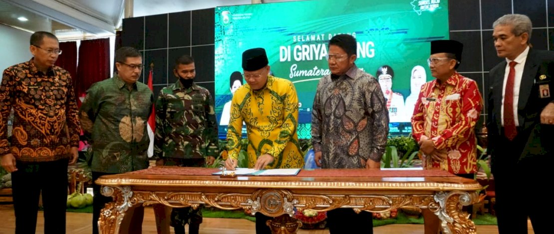 Pemprov Sumsel dan Pemprov Bengkulu menandatangani perjanjian kerjasama untuk pembangunan jalan.