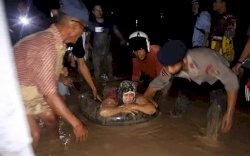 Detik-detik Warga Baebunta Selamatkan Nyawa di Malam Buta
