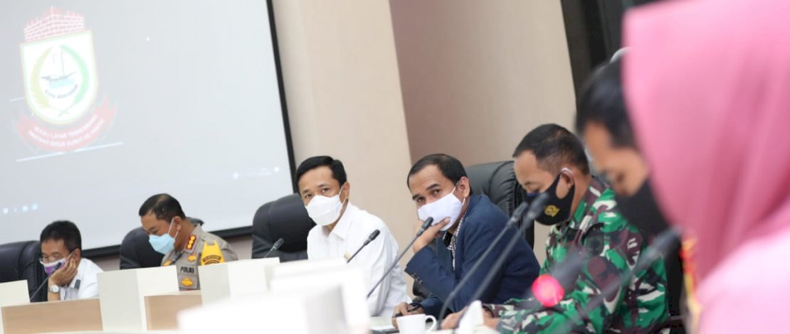 Prof Rudy Djamaluddin memimpinan rapat kordinasi kesiapan pelaksanaan tahapan lanjutan Pilkada walikota dan wakil walikota Makassar tanggal 9 Desember 2020 di Balaikota Makassar, Rabu (29/7/2020).