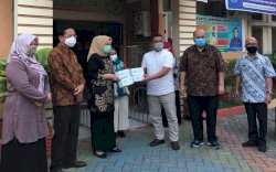 Perbanas Sulsel Serahkan 5000 Masker untuk Puskesmas di Makassar