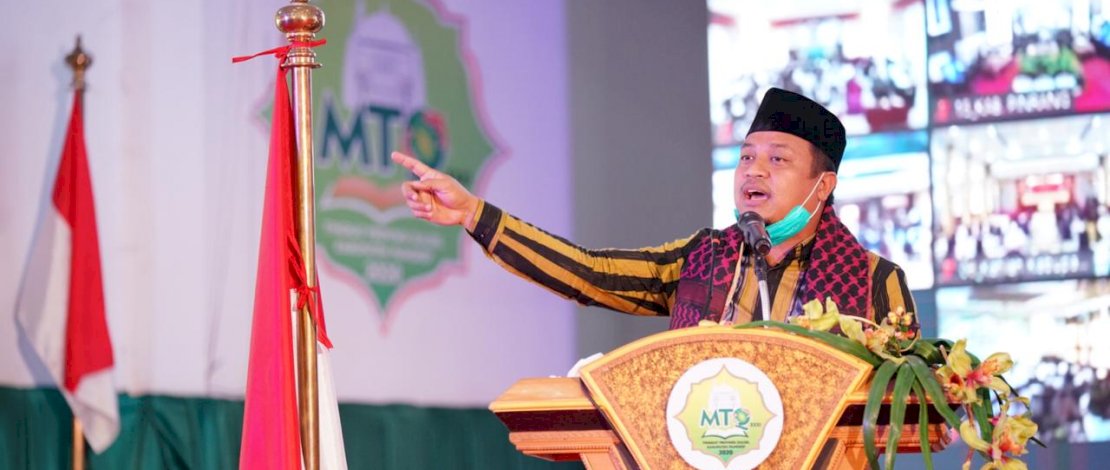 Wagub Sulsel, Andi Sudirman Sulaiman saat menutup MTQ ke-31.