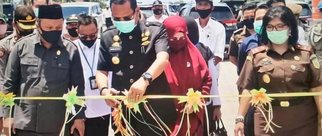 Bupati Luwu Buka Pekan UMKM dan Launching Kecamatan Binaan