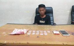 Polisi Tangkap Sopir 'Nyambi' Jadi Pengedar Sabu di Luwu