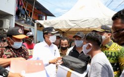 Datangi Lokasi Kebakaran Maccini Sawah, Prof Rudy Bawa Bantuan