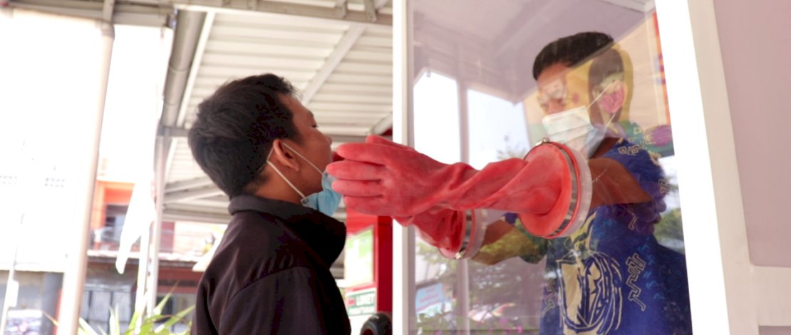 Mercy Relief Singapura dan HP Foundation Gandeng ACT Salurkan Swab Booth Covid-19 di Makassar⁣ 