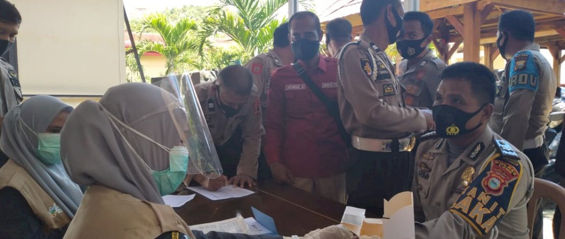 Cegah Penyebaran Covid-19, Polres Luwu Gelar Rapid Test Massal