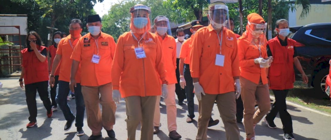 Pengundian Nomor Urut, Anir-Lutfi Jalan Kaki ke Gedung KPU Pangkep