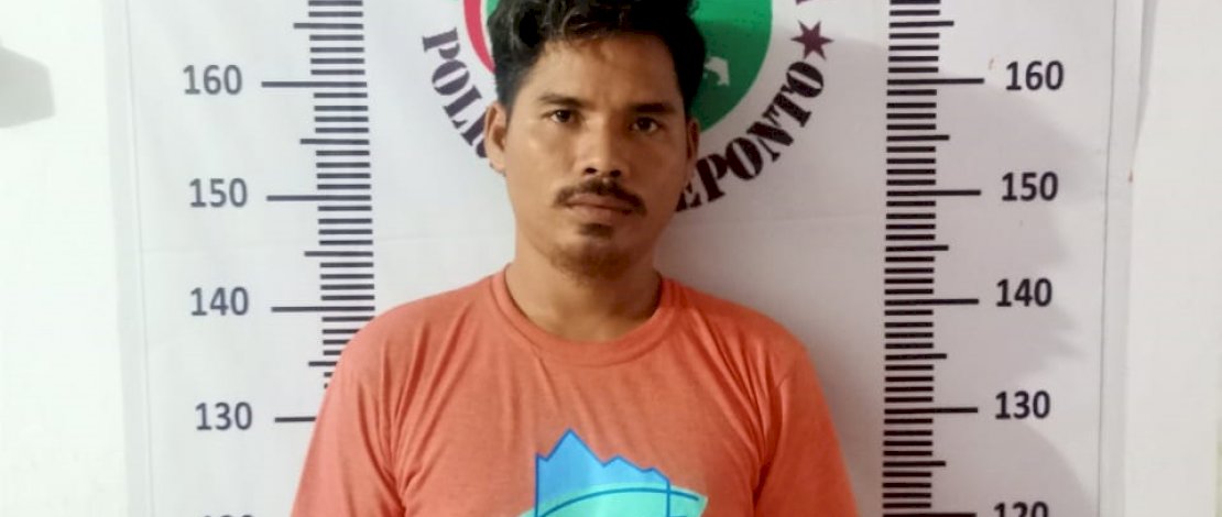 Risal dan barang bukti sabu-sabu.