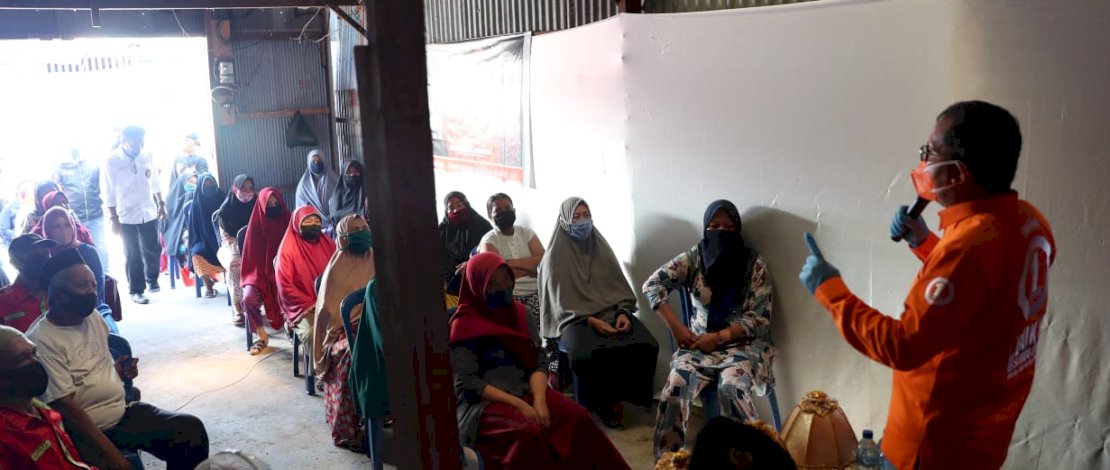 Moh Ramdhan Pomanto saat menemui warga Bunga Eja Beru, Tallo.