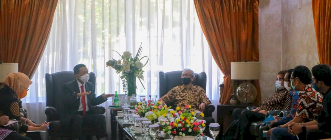 Pembangunan Twin Tower Tidak Ingin Bermasalah, Prof Rudy Minta Tim Ahli RTRW Meninjau  &nbsp;