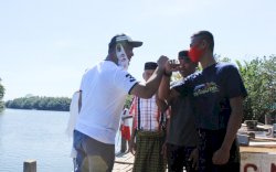 Mengayuh Perahu Belasan Kilometer, Ilham Nadjamuddin: Semangat Zulkifli Patut Ditiru