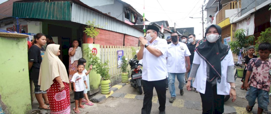 Munafri Arifuddin saat berkampanye di  lorong 56 RT3/RW3, Jalan Sungai Limboto, Kelurahan Pisangan Selatan, Rabu (7/10/2020).