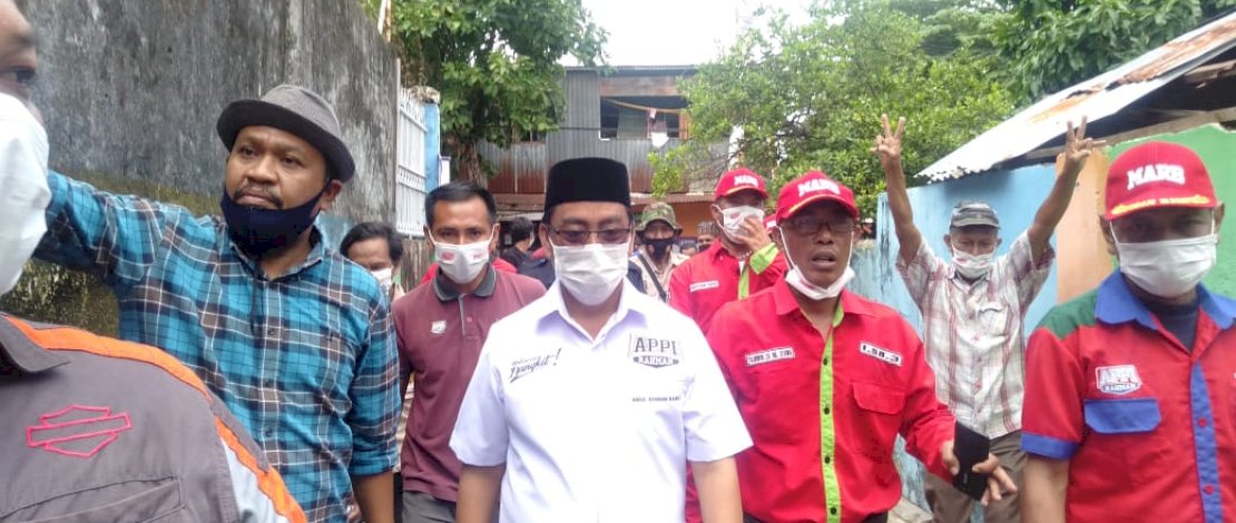 Jalan Kaki Sasar 4 Kelurahan, Rahman Bando Bicara Soal Pendidikan