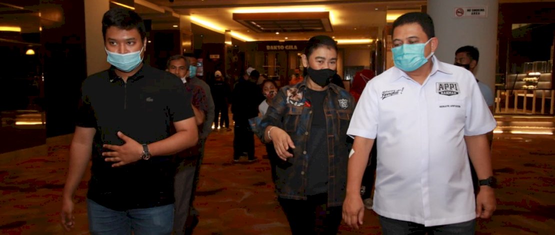 Pengacara Milenial Gemas, Ramai-ramai Mau Ikutan Bela Erwin Aksa