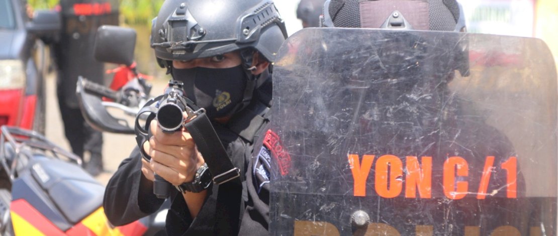 Antisipasi Kericuhan Aksi Unjuk rasa, Danyon C Pelopor Pimpin Langsung Latihan Anti Anarkhis Antisipasi Kericuhan Aksi Unjuk rasa, Danyon C Pelopor Pimpin Langsung Latihan Anti Anarkhis