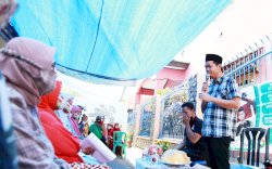 Sambangi Warga Jongaya, Dokter Fadli Didampingi Tim PDIP dan Relawan Dilan Makassar