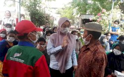 Ketua RW dan RT Dampingi Melinda Aksa Sosialisasikan Appi-Rahman di Jl Andi Tonro