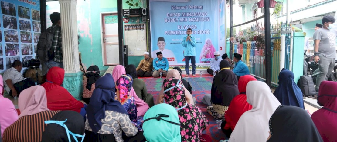 Pengurus DPW Partai Gelora Sumut dan DPD Gelora Medan bersama Kelompok Perwiritan Ar Ridho, Minggu (8/10/2020).