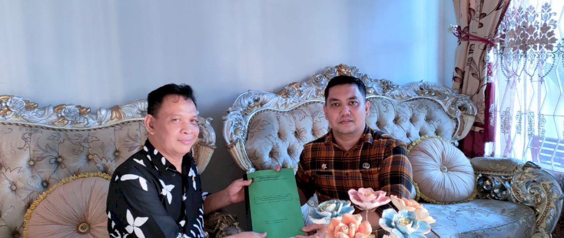 Penyerahan KUA-PPAS Pemkab Takalar dari eksekutif ke legislatif. 