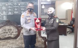 Kapolrestabes Makassar Sambangi Kantor Kejari, Ada Apa?