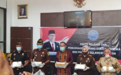 BNNP Sulsel Musnahkan 6 Kg Ganja dan Sabu-sabu