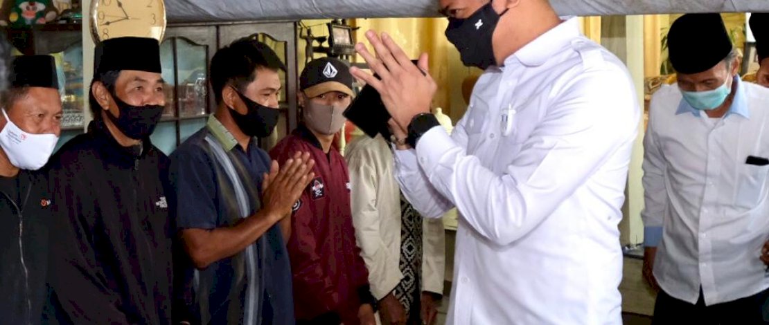 Adnan-Kio Gagas Beasiswa Kuliah dari Tiap Desa, Ketua PGRI: Pertama di Sulse