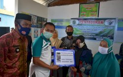 BLT Dana Desa Fase II di Desa Topejawa Dikucurkan