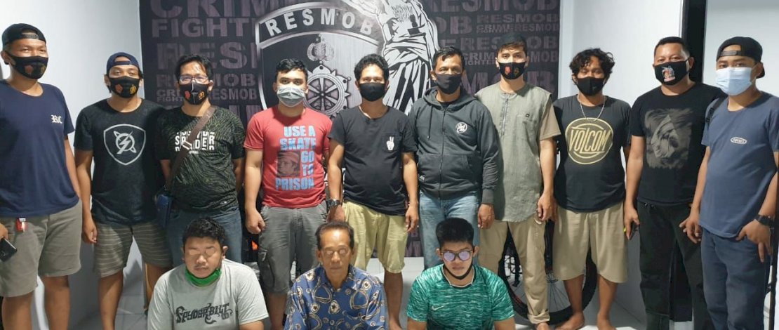 Resmob Polres Pinrang bersama Unit PPA, membekuk tiga predator seks di sebuah pondok pesantren di Pinrang.