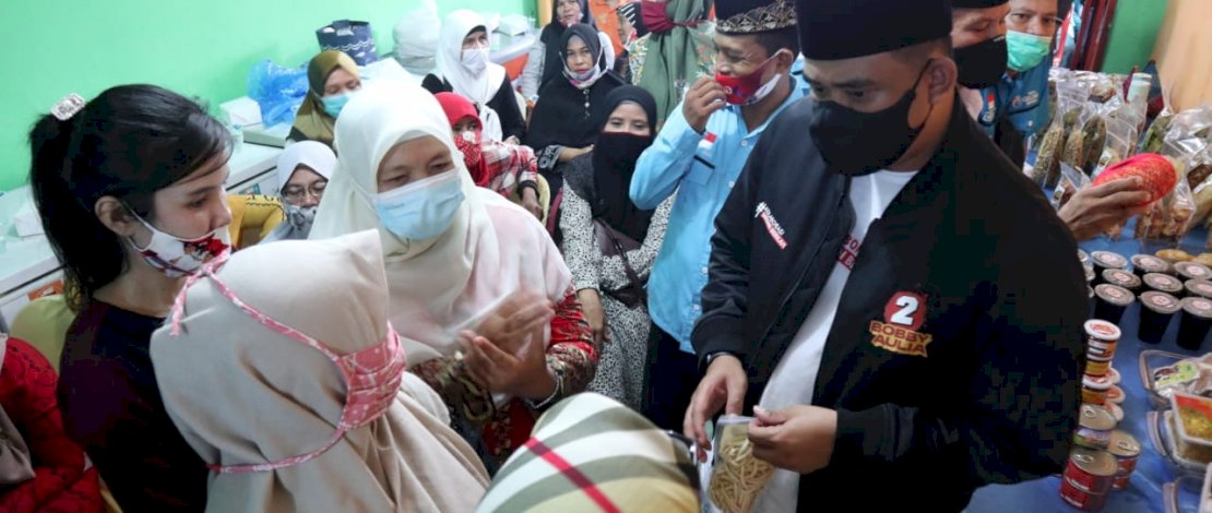 Bobby Nasution bertemu dengan pelaku UMKM, Minggu (23/11/2020).